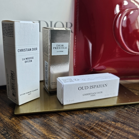 Dior Beauty Red Pouch & Beauty Samples - Picture 2 of 5